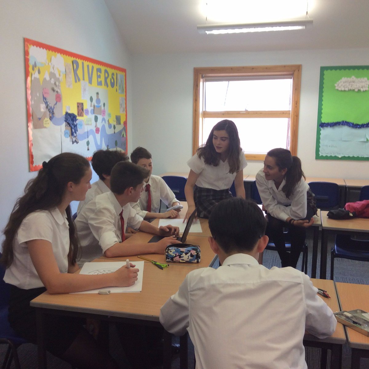 KGS1561's tweet photo. Team Miro getting ahead in #KGSJuniorApprentice Break time soon... https://t.co/Ng58VuKjMa