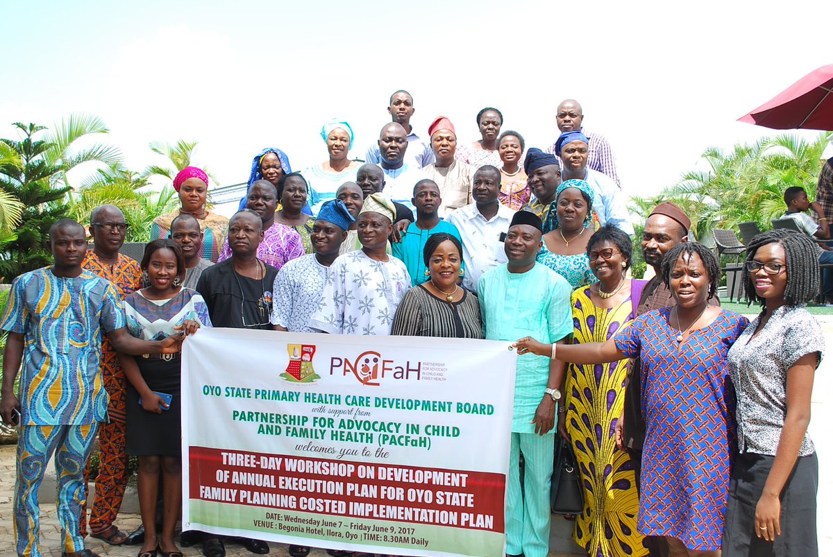 aanurot's tweet photo. @oyostategovt develops #FamilyPlanning 2017/2018 workplan to  reduce #MaternalMortality  https://t.co/Jfz9I7ANbX Oyo #SPHCDA https://t.co/LbQnrYDxnQ