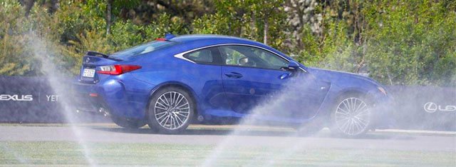 Lexus_EU's tweet photo. #LexusYet and the exhilarating driving experience at La Pista/
Milan https://t.co/af6kPjoBBy https://t.co/Bt5Ruv8tzv