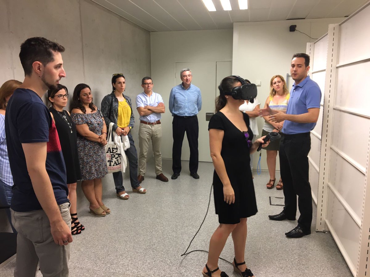 LabLENI's tweet image. Hoy jornada de neuromanagement en nuestras instalaciones con asistentes de lujo #LabLeni #Neuromanagement #RV