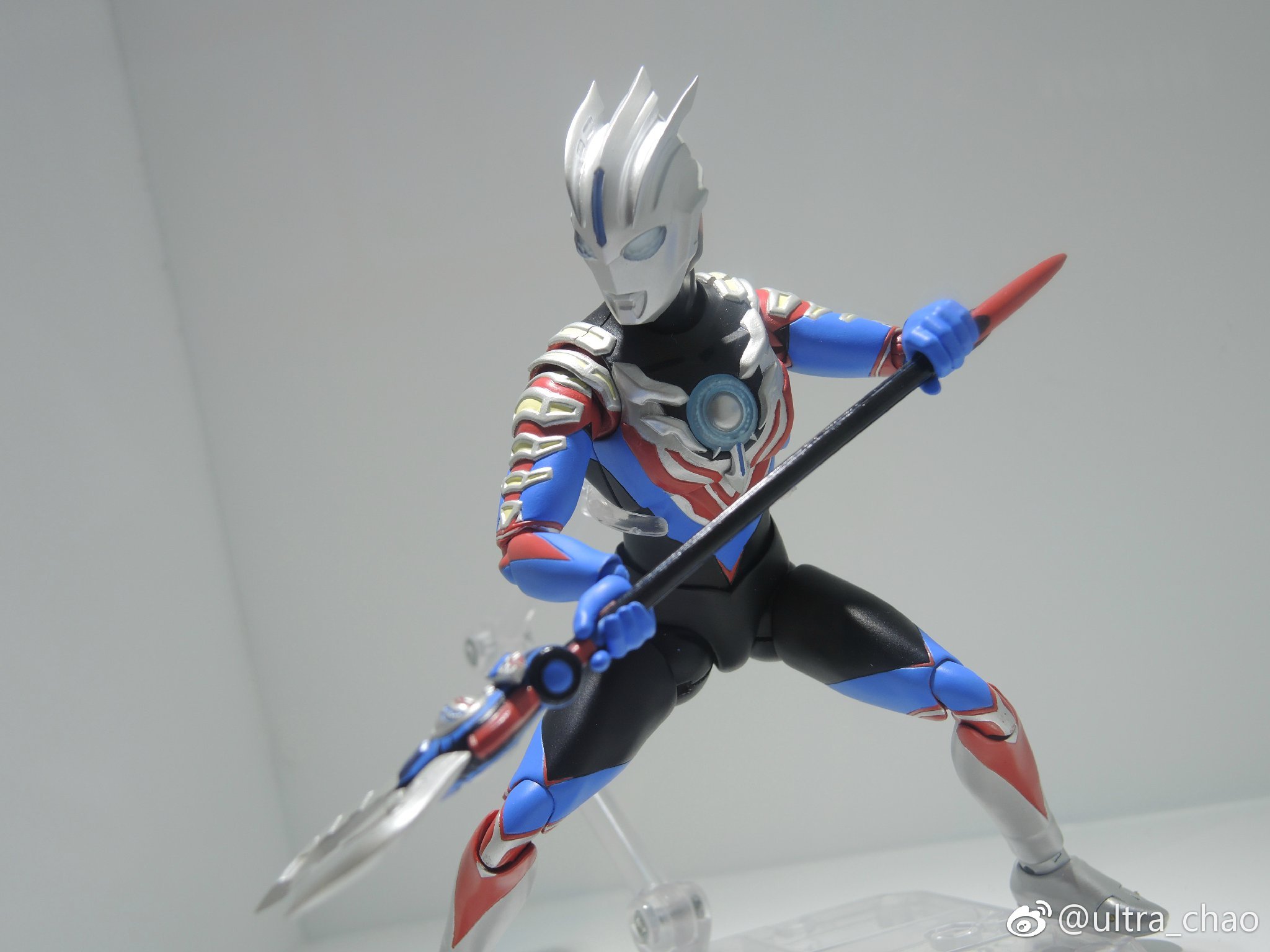 改造 発光 ウルトラマンオーブ ハリケーンスラッシュ S.H.Figuarts