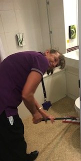Bromsgrovecen's tweet photo. Team Bromsgrove Central loving our new mops!
Hi ho hi ho @zulubull https://t.co/WjUygRIIBD
