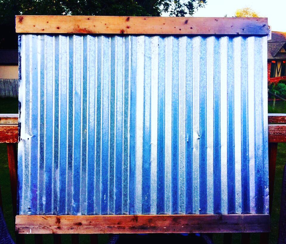 GruberDesigns's tweet image. Who wants this awesome metal decor piece for $20 bucks? It&apos;s 48 x 41&quot;. Would make a great backdrop. #Gruber #VintageDecor #Farmhouse