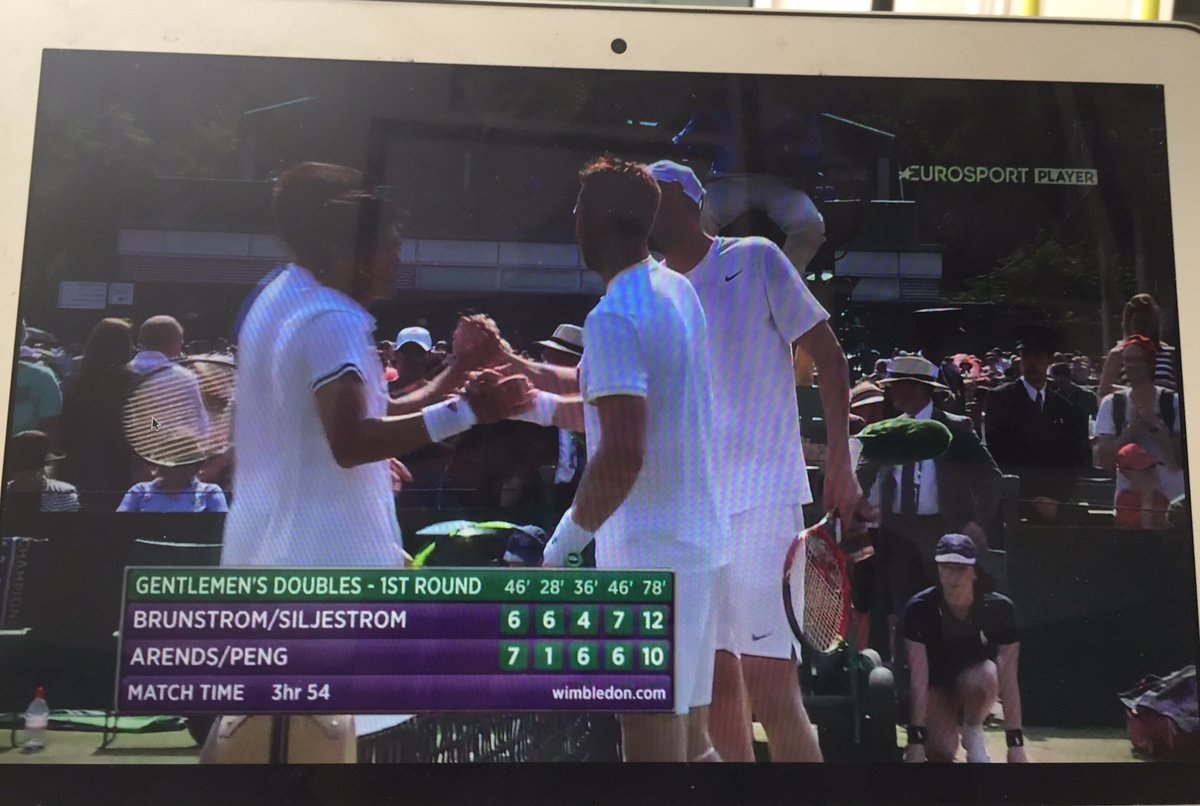 RSoderling's tweet photo. Yeeeah. Well done guys!! Siljestrom and Bruno winning a tough battle. Stretching next 😀 https://t.co/ouJVE1Uwu8