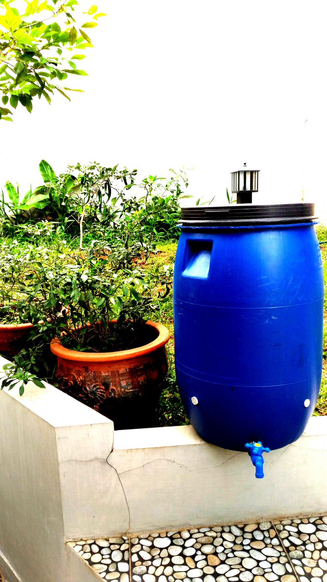 composter6657's tweet image. Kesadaran Masyarakat ttg lingkungan , menjadi penentu kesuksesan dlm membersihkan Lingkungan , seperti di Komplek BSK  Bekasi Selatan