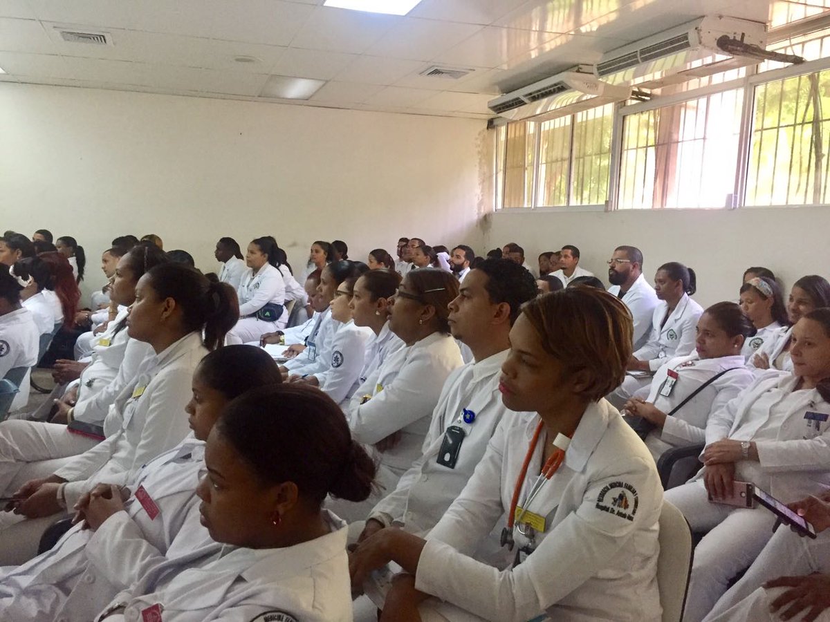 Charla dirigida a los Residentes Médicos de las Especialidades de Emergenciologia, Gineco-bstetricia, Medicina Familiar y Comunitaria.