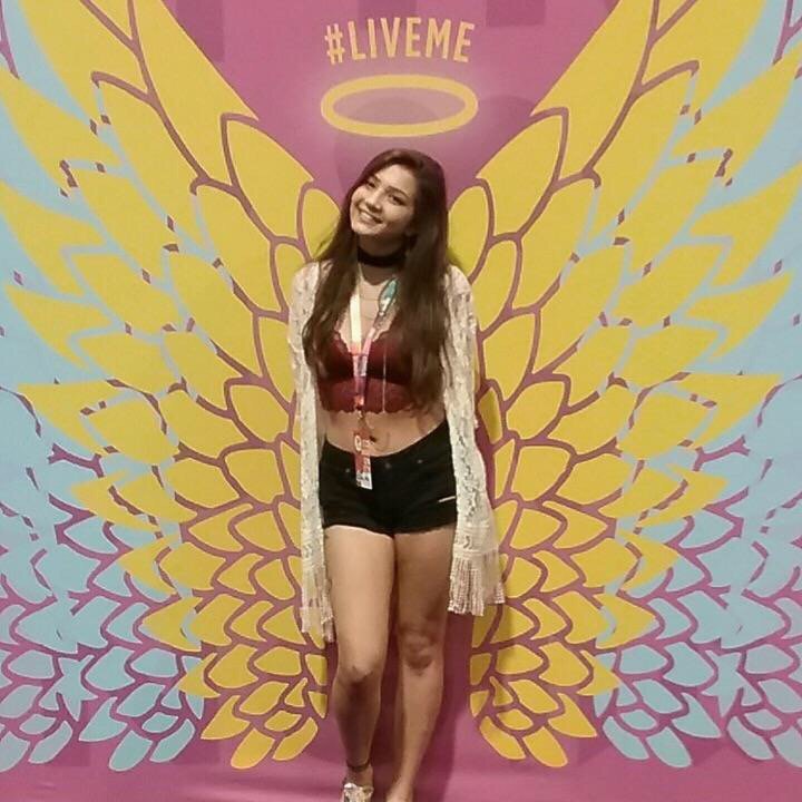 matthewvlogs200's tweet photo. Party in The Car?😜💗 #lit✨ #lgbt#Liveme ⚜️QueenSkylar⚜️: https://t.co/8l2SqvyjcT https://t.co/6pb3Y2IqVH