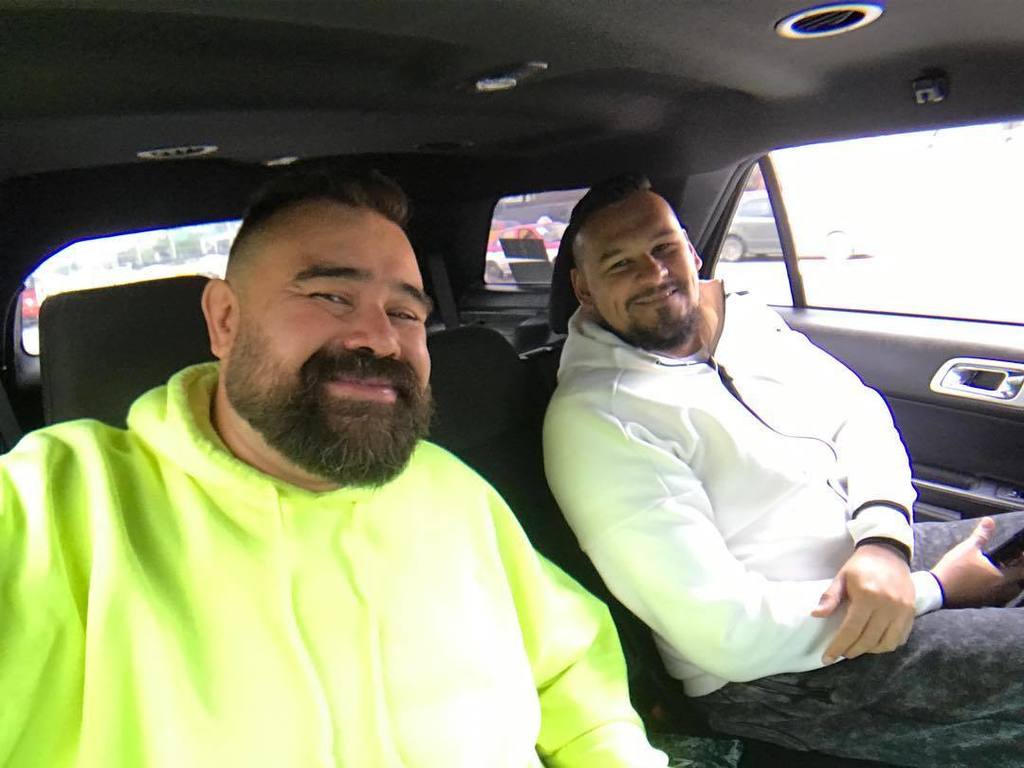 zmx80's tweet photo. Ahí vamos al aeropuerto #Enteras https://t.co/ltjgkNR88P https://t.co/4fFl5ZBZUt