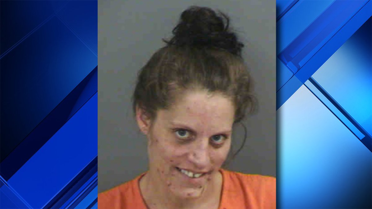 Fla. woman hides meth in her buttocks during jail booking, but the story gets much worse bit.ly/2uOcgY4 https://t.co/O7Xe3YVWVg