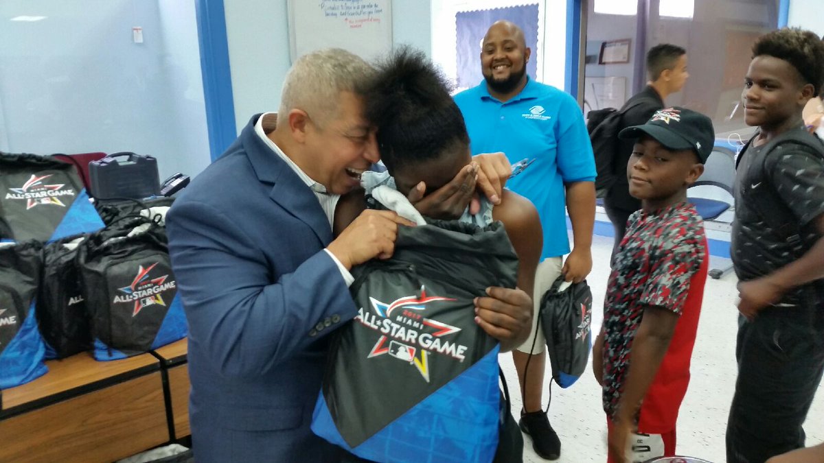 BGCA_Clubs's tweet photo. It's #MLBAllStarGame week! Together w/ @MLB, kids and teens from @BGC_PBC have school supplies to start the year off right! #greatfutures https://t.co/r5edRCd5RP