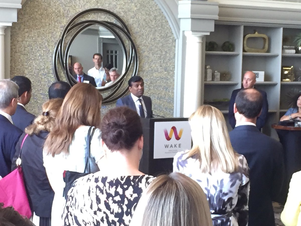 InfosysPolicy's tweet image. A new step forward in our pledge to develop U.S. talent for cutting edge #digital tech via AI, ML, Big data &amp;amp; Cloud: infy.com/2stISpg