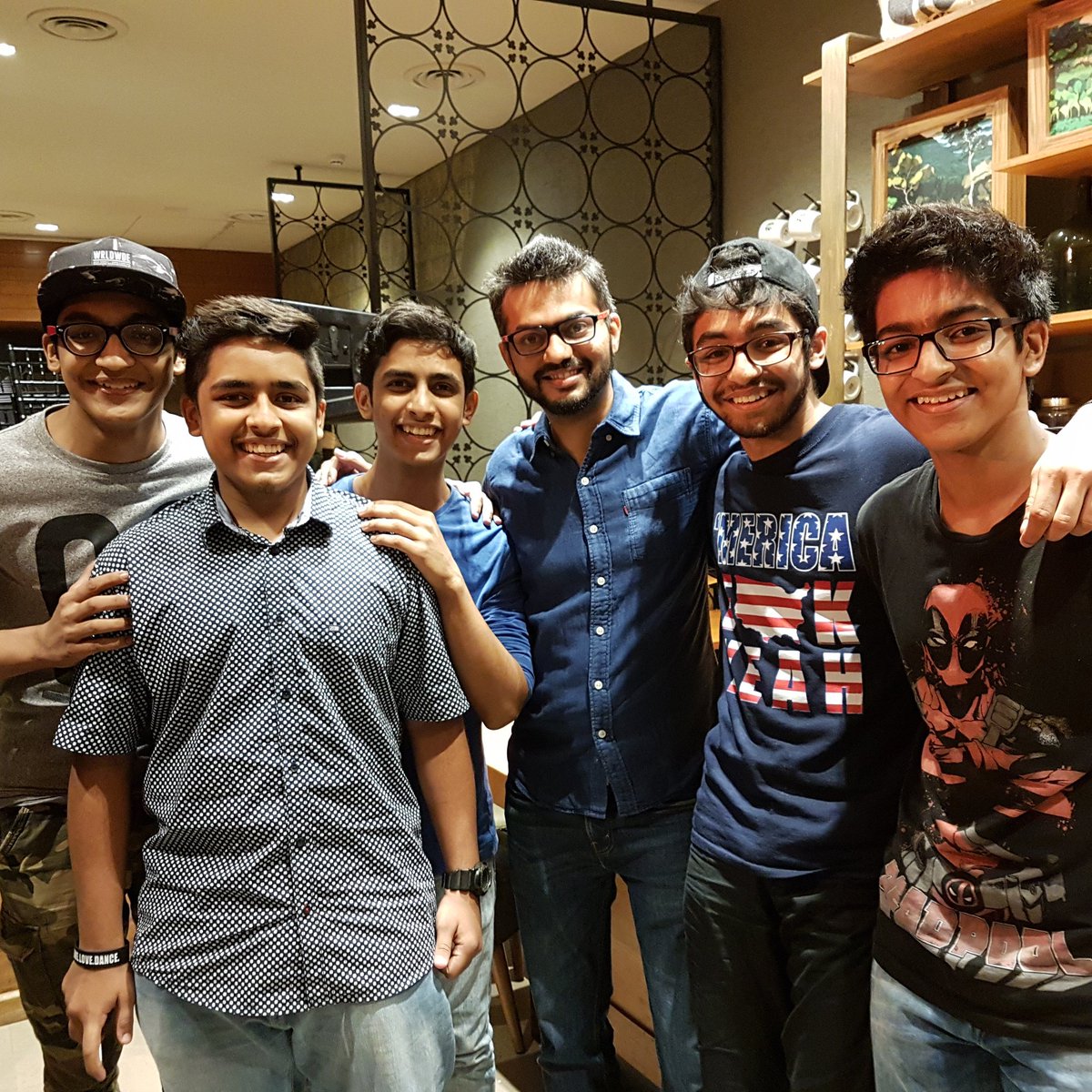 Nova_1602's tweet photo. First live stand up comedy. Amazing experience, thanks @kunalrao https://t.co/tLNkLfMnFA