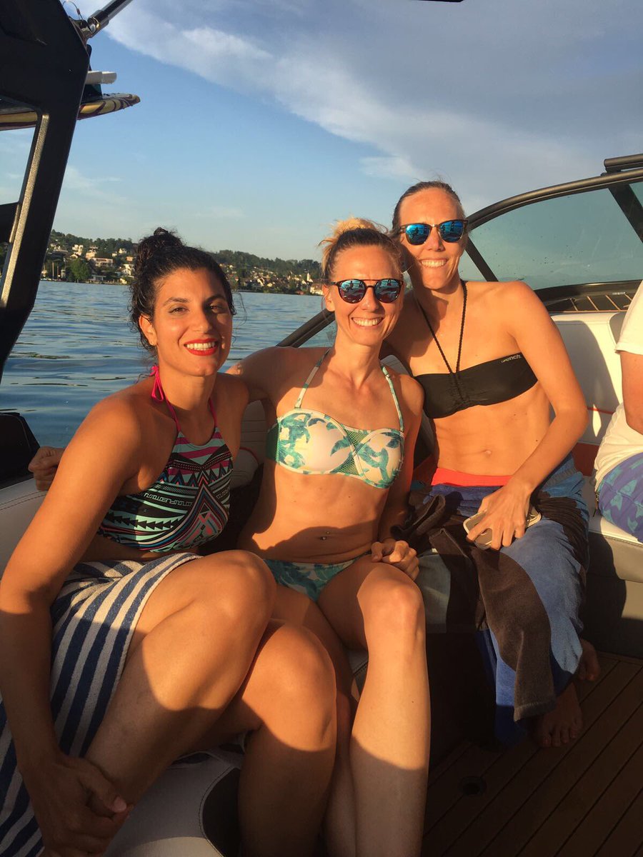 baba_ross's tweet photo. Spending sunset hours on the lake! #ceccoteronas #suddenrush https://t.co/5EjWgYlEbm