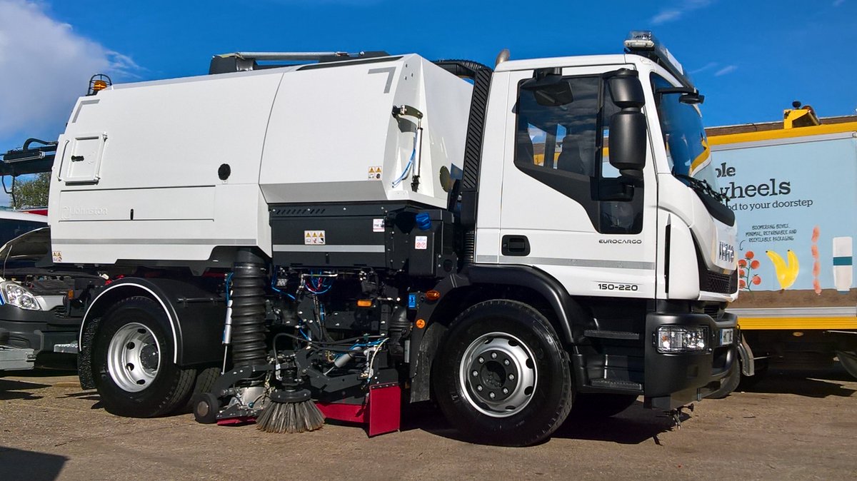 NickNprideaux's tweet photo. Two @JohnstonSweep #VT651 ready to be delivered to two separate customers. 150E22K @IVECOUK Eurocargo chassis' supplied by @hendygroup https://t.co/vkFGCKdfzL