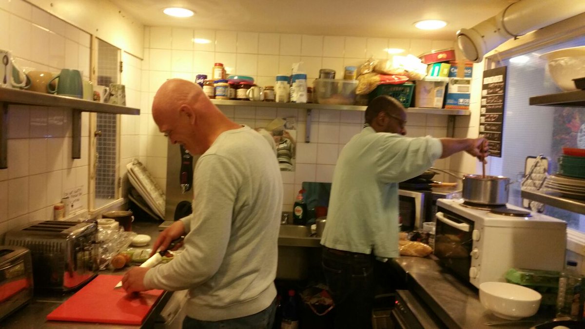 clothes4cath's tweet photo. #cvacharityhour fantastic voluntary support from our clients for our art cook and eat session! https://t.co/wkqnPlLDTU