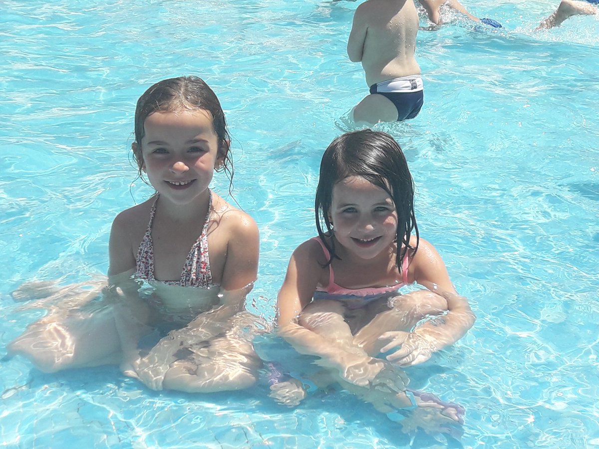 La_Merced_BCN's tweet photo. Al agua patos!!!! #casald'estiulamerced https://t.co/hGdRpoxWUM