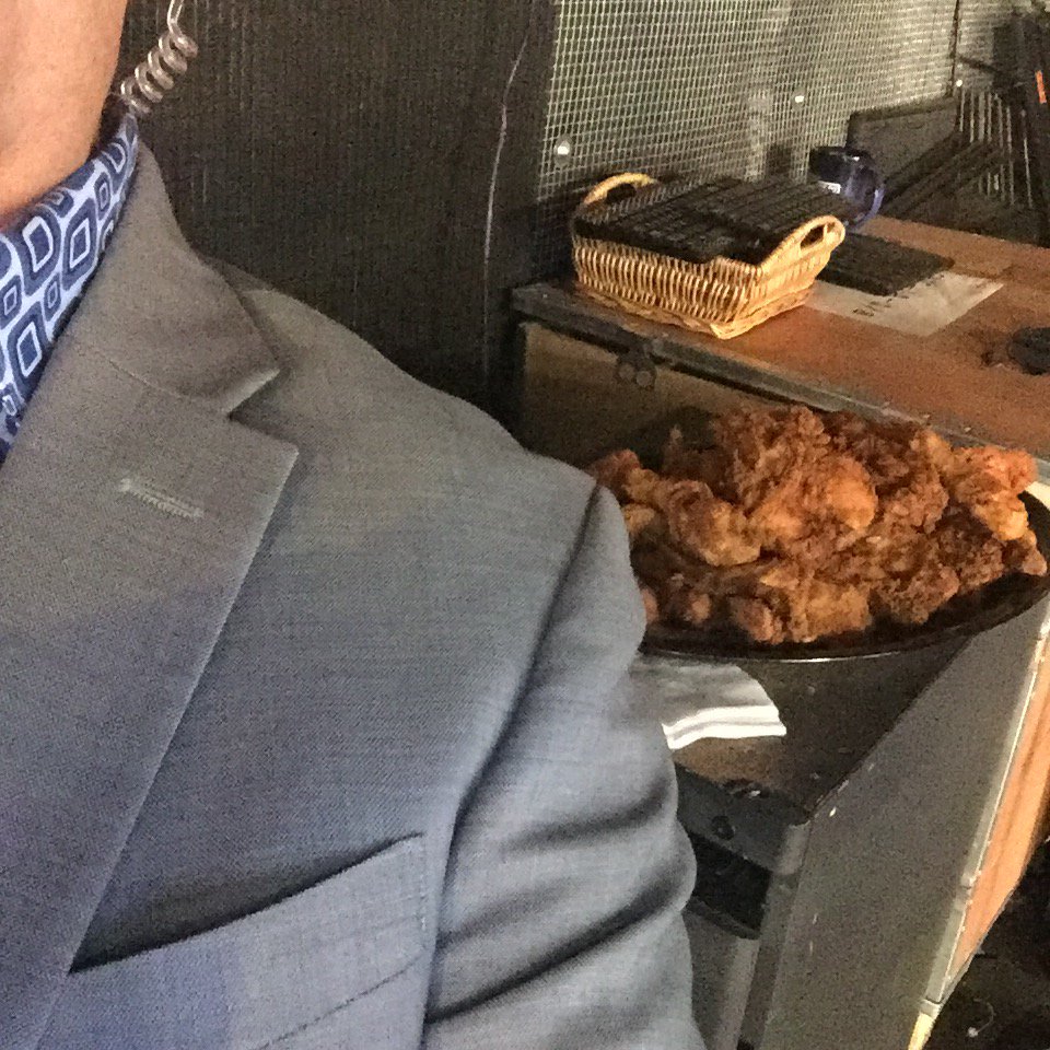 TonyMartinezGDO's tweet photo. It's behind me, isn't it? It's right... behind... me! #nationalfriedchickenday #setprop #givemestrength https://t.co/mXWcfLXdY3