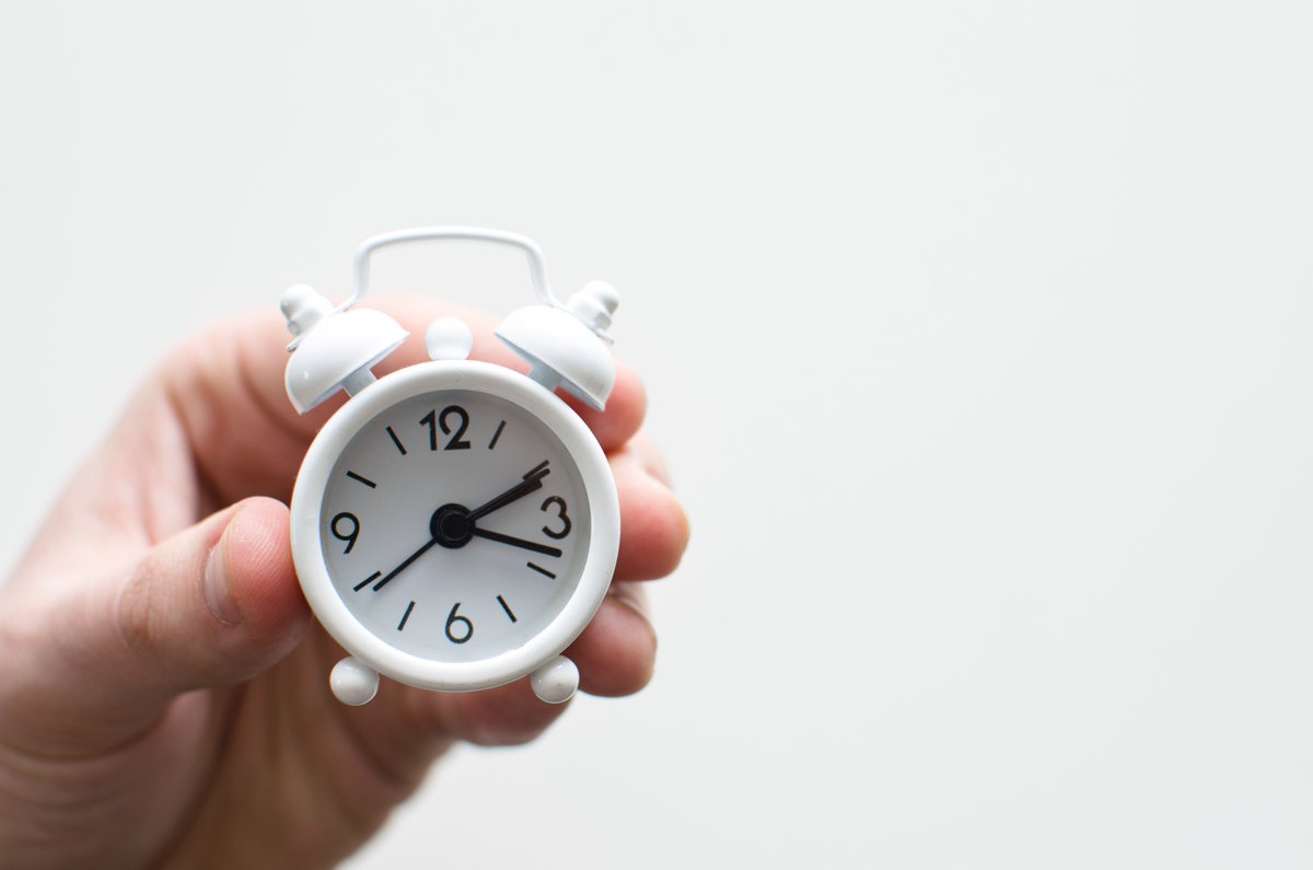 RocketMeetings's tweet photo. You don't pay attention to the time you schedule your meetings at? Your team performs excellently anyway. Oh well... https://t.co/DOJVM6DDH8 https://t.co/G02qU2OSkR
