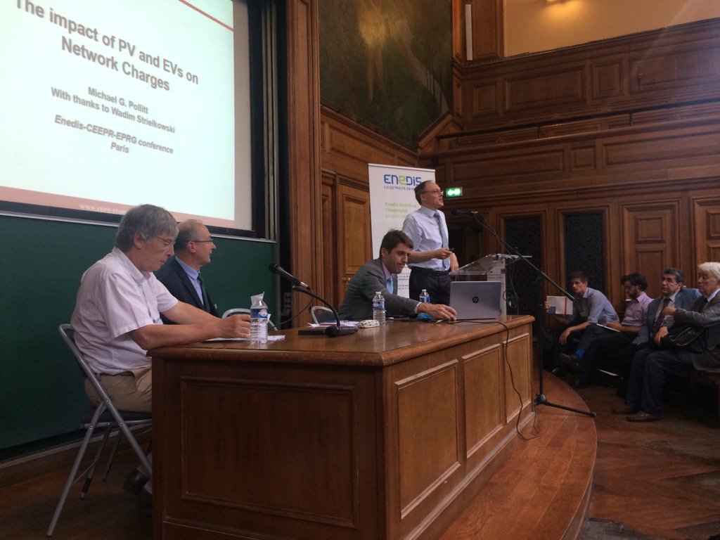 Ch_Bonnery's tweet photo. Impact of PV and EVs on network charges by Michael Pollitt: recovering network fixed cost is an issue #EPRG @enedis https://t.co/lcYMFPFBS7