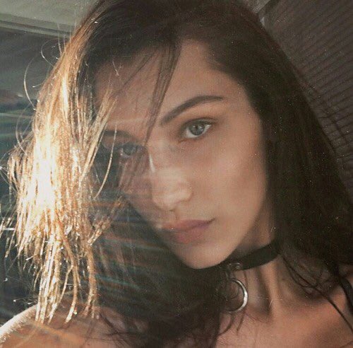 northsaiunt's tweet photo. Freya Zalia—
19 years old. blunt and sarcastic. loves Italian. #openrp https://t.co/q75ygYDIC3