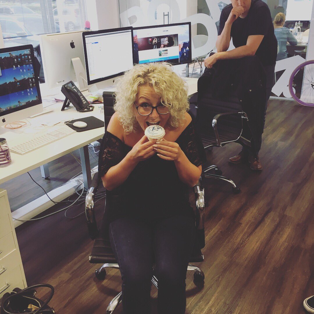 aps_group's tweet photo. Some great #cakefaces celebrating @TheQueensAwards https://t.co/Iew6nw7sBU
