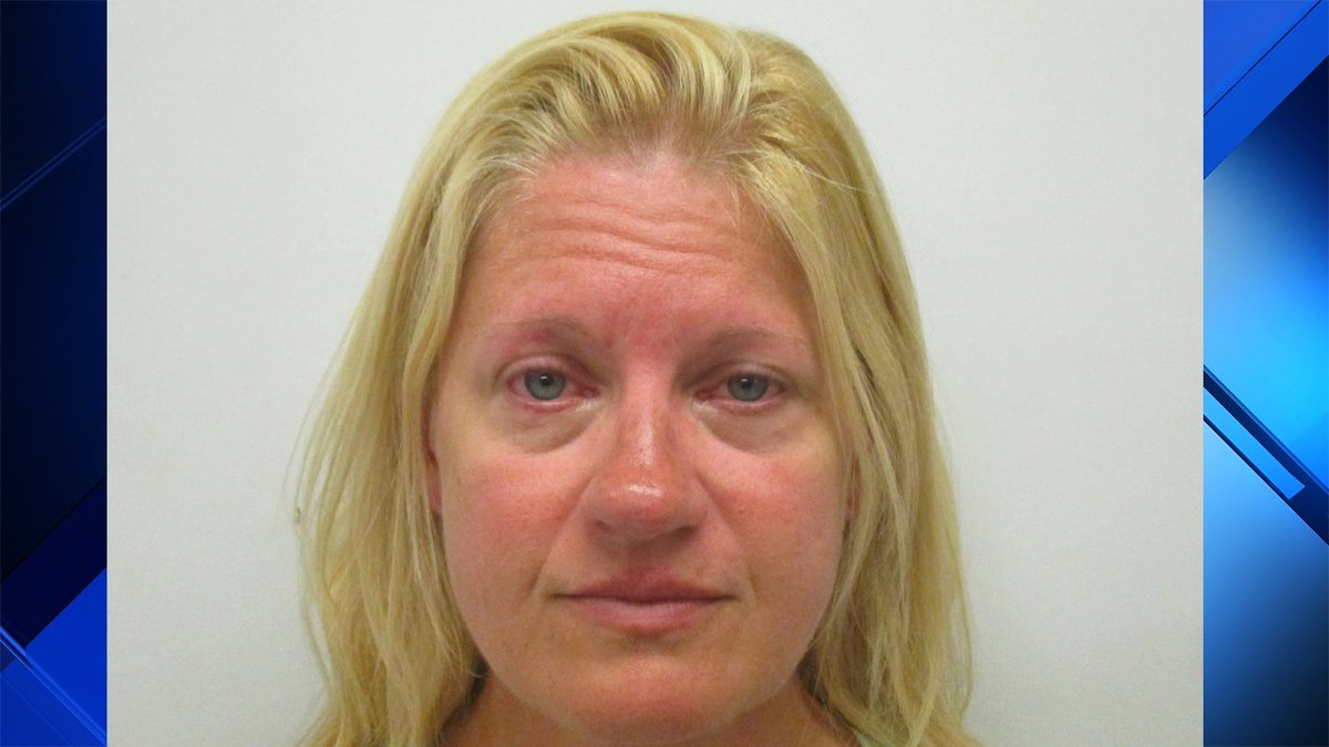 Marathon woman accused of pointing pellet gun at neighbor bit.ly/2tUA4xf https://t.co/WgRdrf37UL