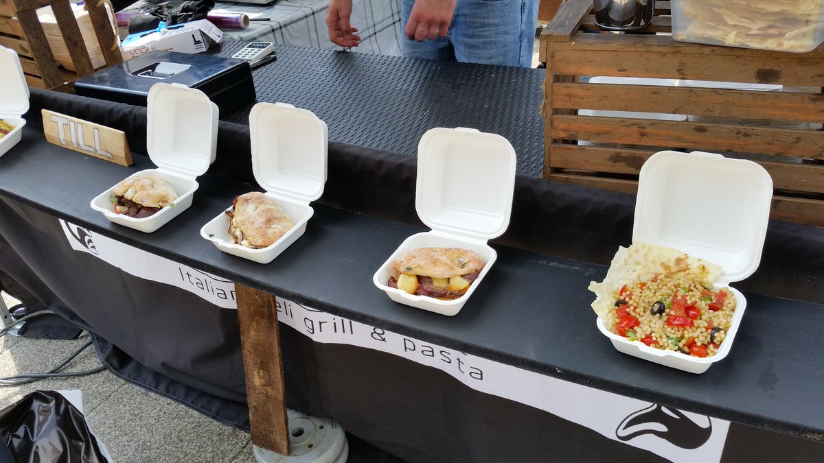 bluebermondsey's tweet photo. #streetfood 

Enjoy #Italian Deli Grill &amp; pasta with @LeDueTerre2016 today at the Blue Anchor Market until 3pm https://t.co/t2UWNiODX8