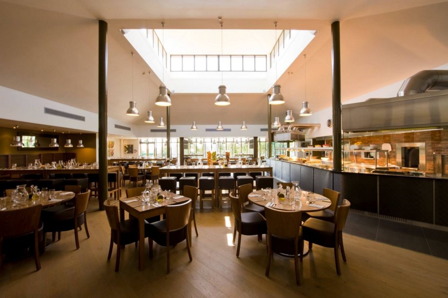 DeVereCareer's tweet photo. Move up in your career by joining De Vere Wokefield Estate as a Junior Sous #Chef https://t.co/GqrgyRL4fl #YouareDeVere #ChefsWeek #jobs https://t.co/kOz2OoXJ28