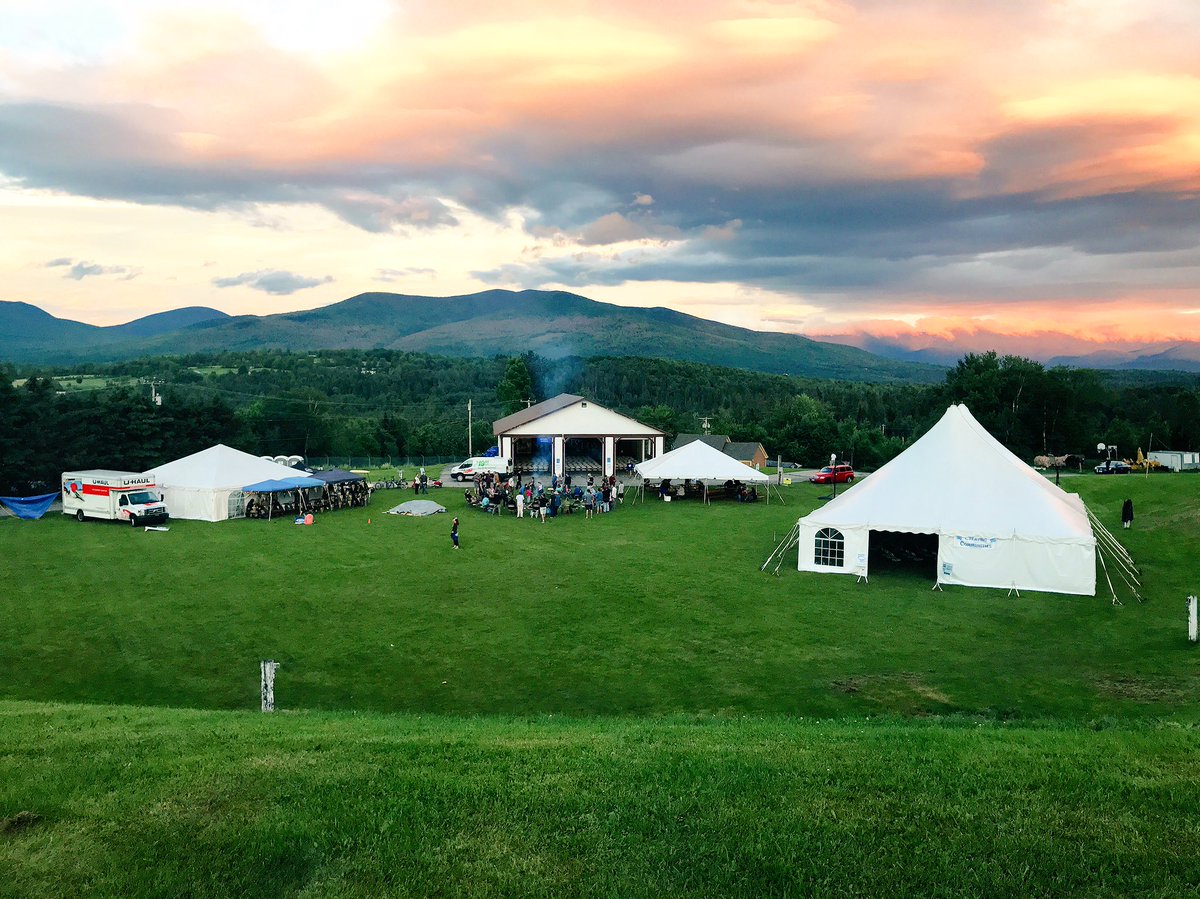 KatMurti's tweet photo. Last night I dreamed I was at #PorcFest #PFXIV again. Missing it already. 😿 https://t.co/U49y6NcWCB