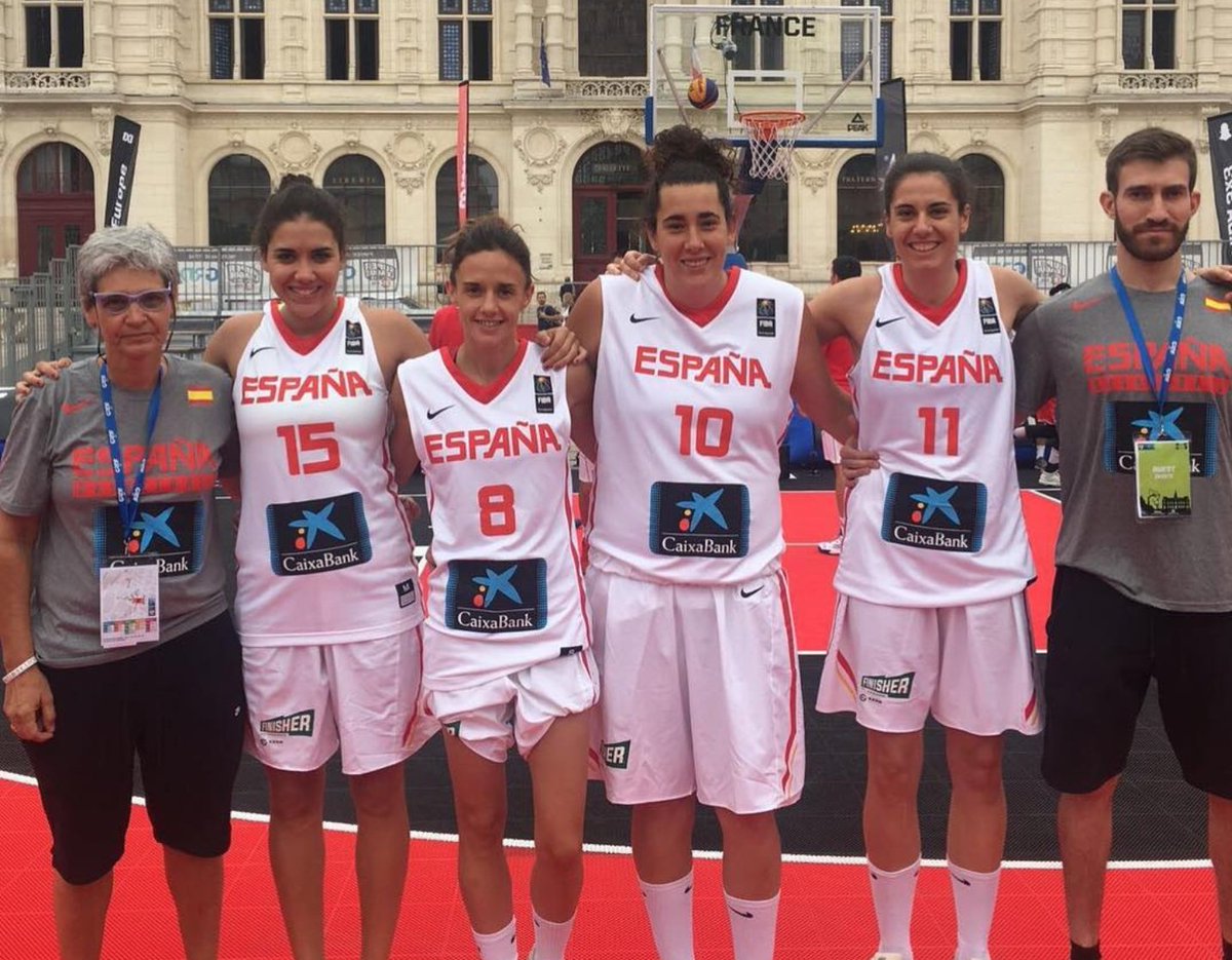 EllasSonDeporte's tweet photo. Europeo 3x3 🏀| Mañana arranca el europeo de Ámsterdam para Paula Palomares, Aitana Cuevas, Irene San Román y Cris Hurtado

¡A por todas! 💪 https://t.co/NFVHVKJmIc