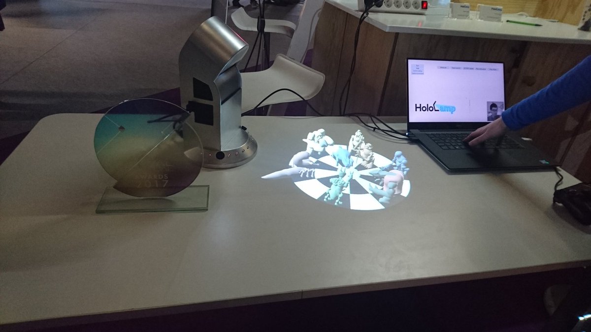 architechEGY's tweet image. Using #HoloLamp, people can interact with content in new and compelling ways. Explore HoloLamp #applications.