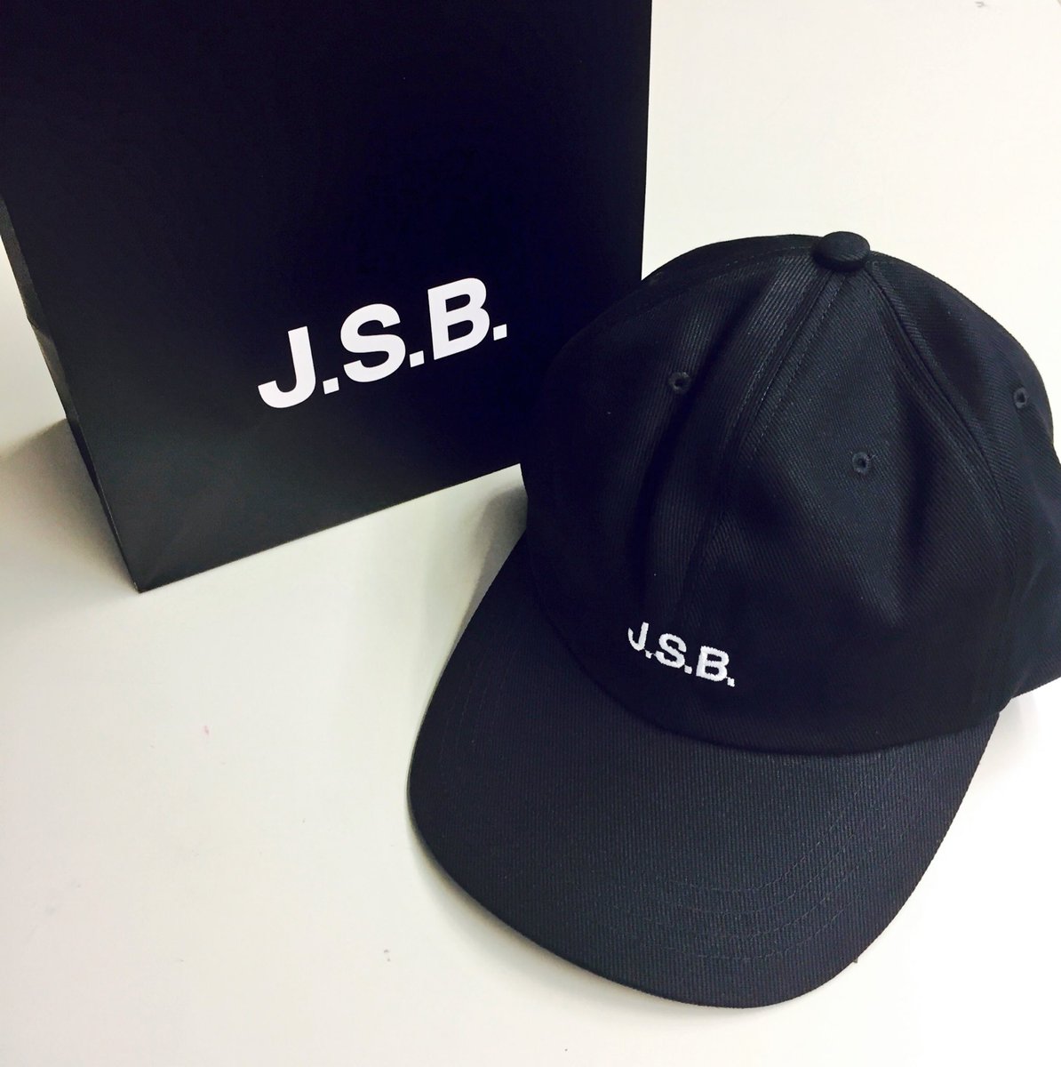 streetjack_kk's tweet photo. 【Twitterプレゼント】J.S.B. TYOのオープンを記念して、編集部から同ブランドのキャップをプレゼント！SJをフォロー&amp;このツイートをリツイートしてくれた方から抽選で1名にお送りします。期間は7月14日まで。当選者にはDMで通知します。
#JSBTYO20170707 https://t.co/mOdsorLuTo