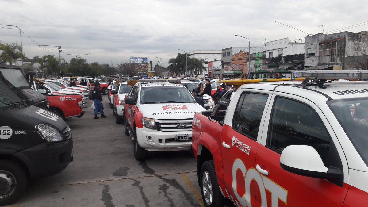 paolarenedo's tweet photo. Así arrancamos la Guardia!! #TurnoDia
#SPC #BaseCarupa #COT
Buena Jornada!! https://t.co/mJHwzwUHM5