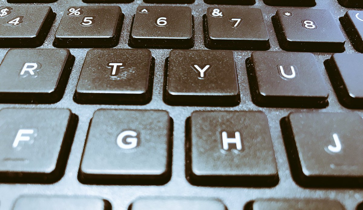 MRTECH5K's tweet photo. Am I the only one that learned "God's Hands" in grade school?!? 😂 https://t.co/dQjW5WnuGA