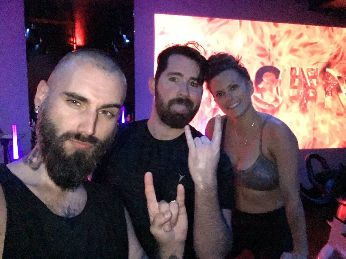 ThomasKernan's tweet photo. .@TheMonsterCycle got me feeling LIT this morning thanks to a 7am and 8am class with @evanvoo and @MichaelMacneal #MNSTRGETLIT #MNSTERSQUAD https://t.co/rnMDy8MlRU