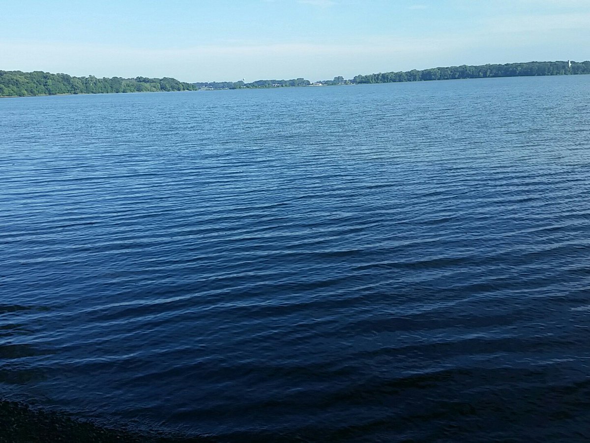 SKwikkel's tweet photo. Calm waters. Coffee. #JustMeTime Good morning #PLN. Already great stuff posted by @AnIowaTeacher & @shfarnsworth. #Peeps2Follow #edchat https://t.co/RyoChKIKSX