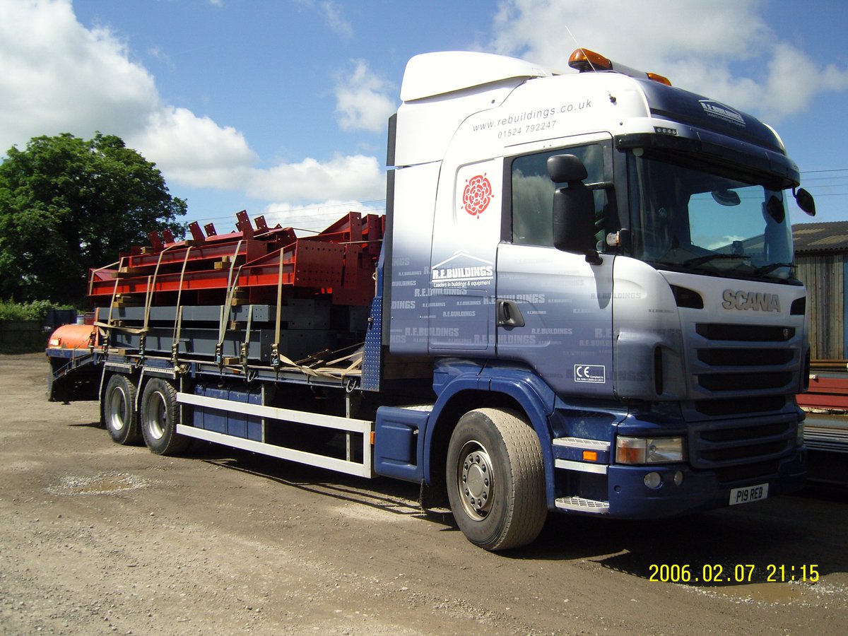 RE_Buildings's tweet photo. Ready to go! Deliveries of Steel framed buildings going nationwide every week. 🚛 https://t.co/VmrZG85DOG