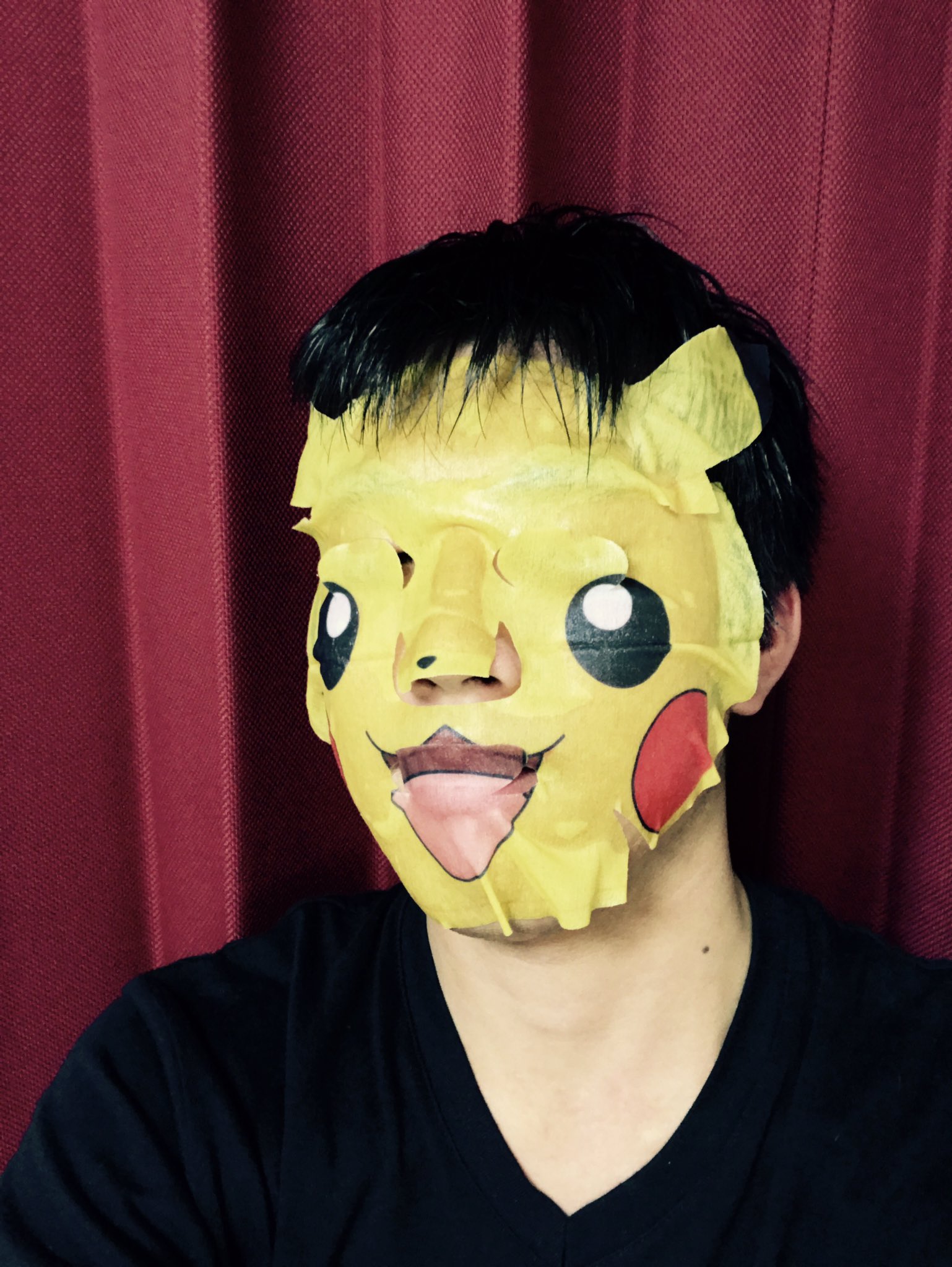 パフォーマー刹那 しんのすけ Ar Twitter 絶対これ可愛い と思って買ったけど 載せるか迷うくらい閲覧注意だったピカ ポケモンフェイス パック 公式グッズです T Co Lpvcqpkzrh Twitter