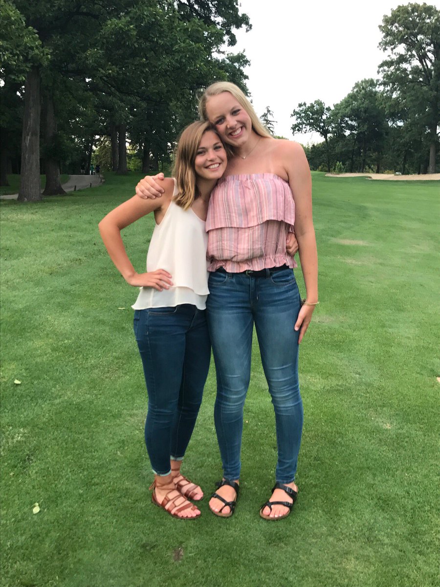 jaoliver827's tweet photo. HBD to this sweet girl I'm lucky to be friends with! Thx for rollling on the ground with me and always being down to have a good time ILY 💕 https://t.co/bNCg4iMuCE