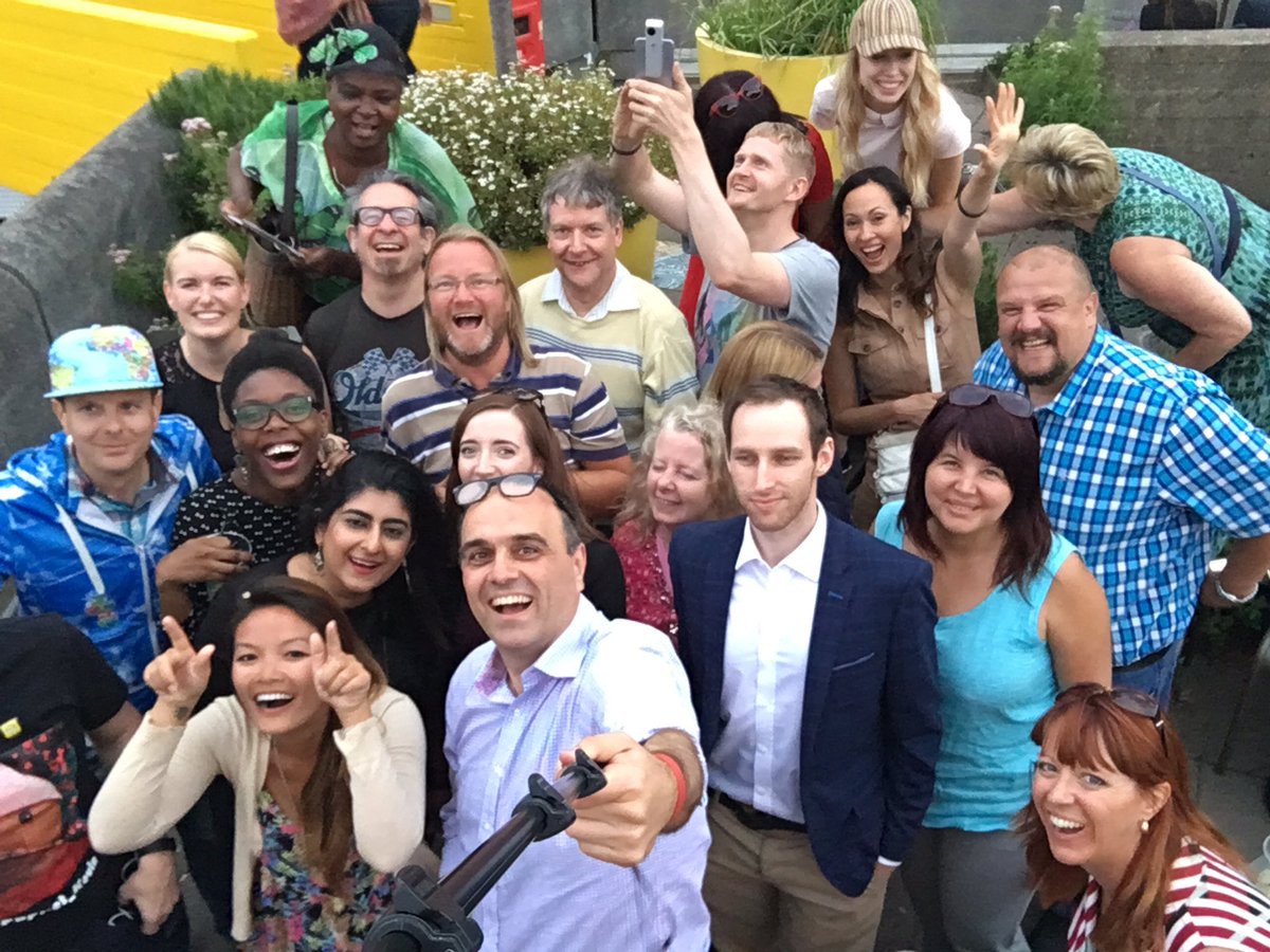 ChocolateJohnny's tweet photo. Thanks @united had a awesome time in #london with my #perimates #perimeetup #meetup thanks @PeriscopeCo and @MelanieBundock for meetup https://t.co/Qc8JwWJCLP