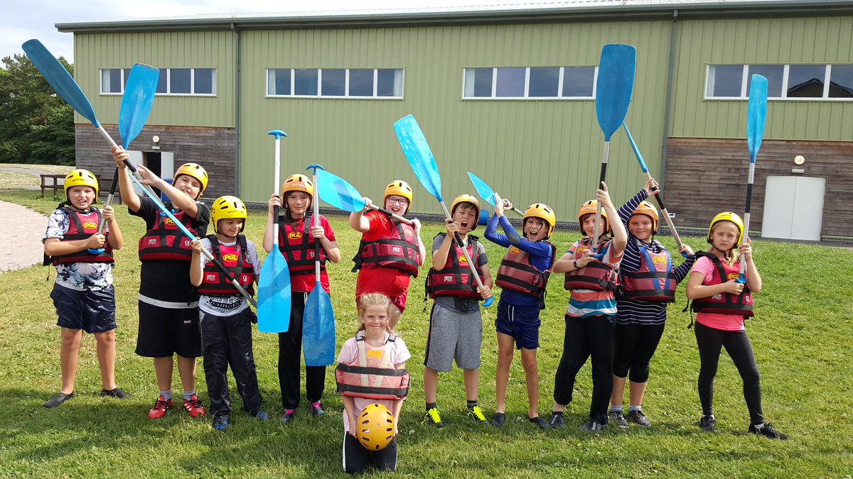 MillhousePri's tweet photo. First activity of the day for some groups. https://t.co/EV4GLnzvdh