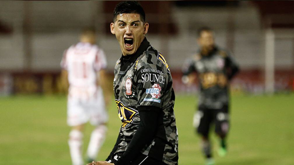 .<a href="/CriisEspinoza7/">Cristian Espinoza ⚽️</a> jugará en Boca.
(Via: <a href="/FlavioAzzaro/">Flavio Azzaro</a>).