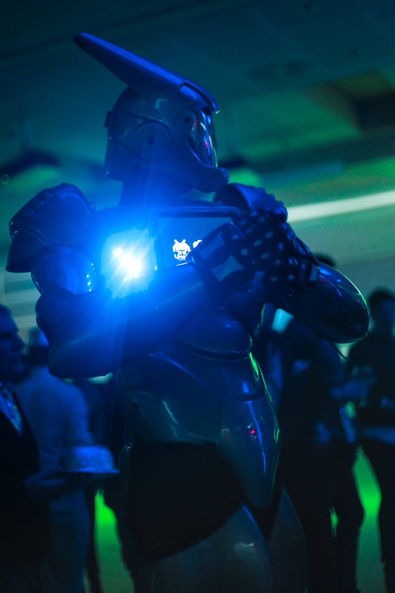UnikEventi's tweet photo. Futuristic entertainment @enterprisehotel for celebrating new #EnterpriseImmersiveRoom! #unikentertains https://t.co/g6N924O1C0
