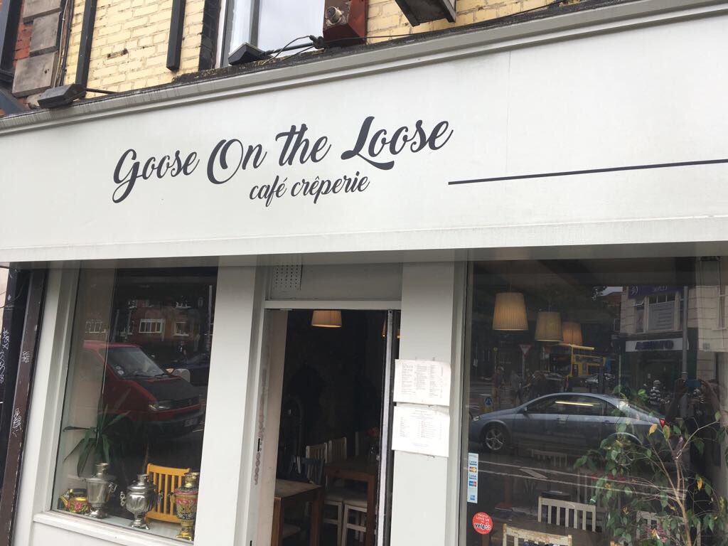 Future Islands tweet media