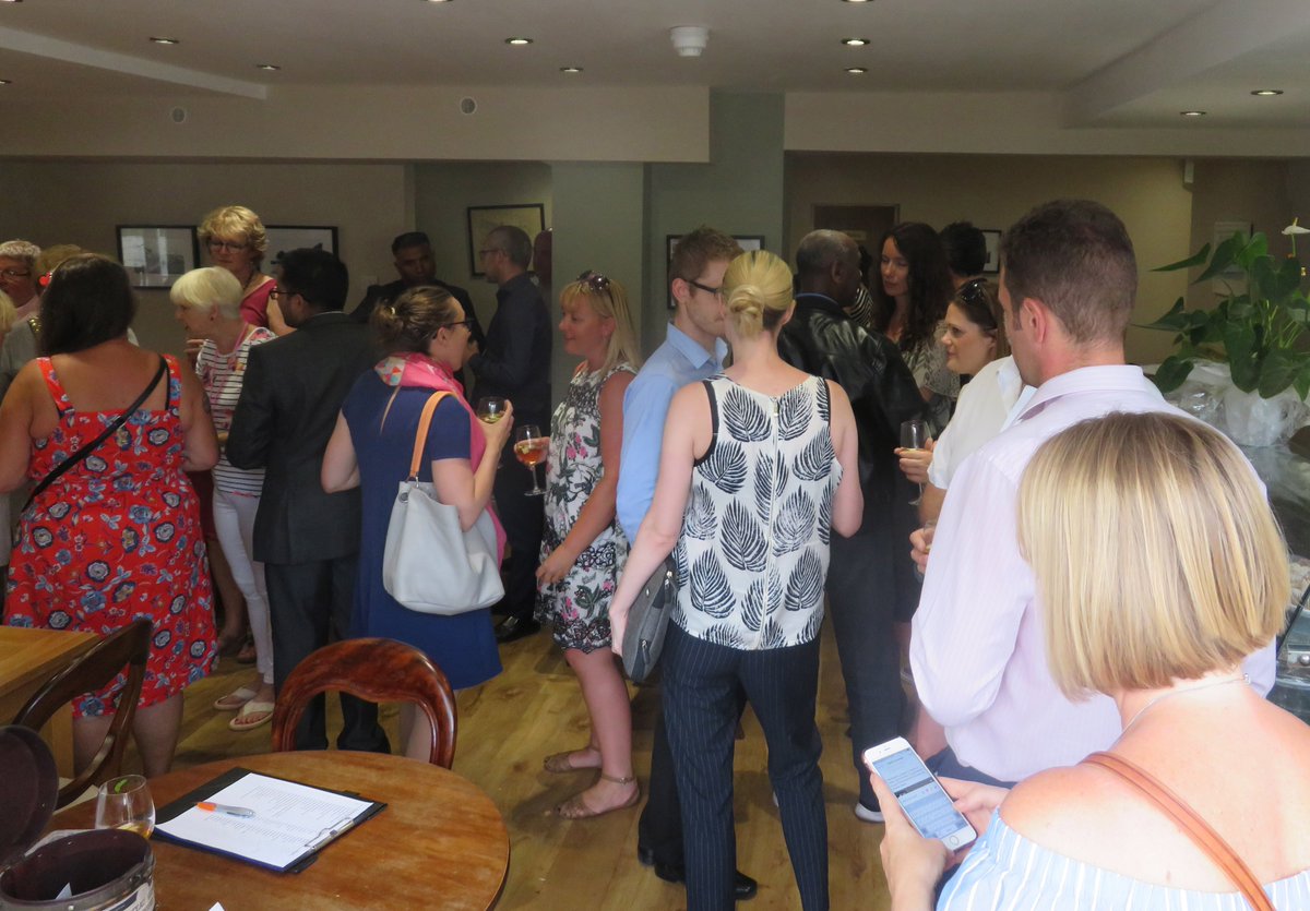 Great #dwnetworking <a href="/The_Gleneagles/">The_Gleneagles</a> co sponsored by <a href="/trevorchc/">Trevor Williams</a>. Thank you both 😊 £314 raised for charity too