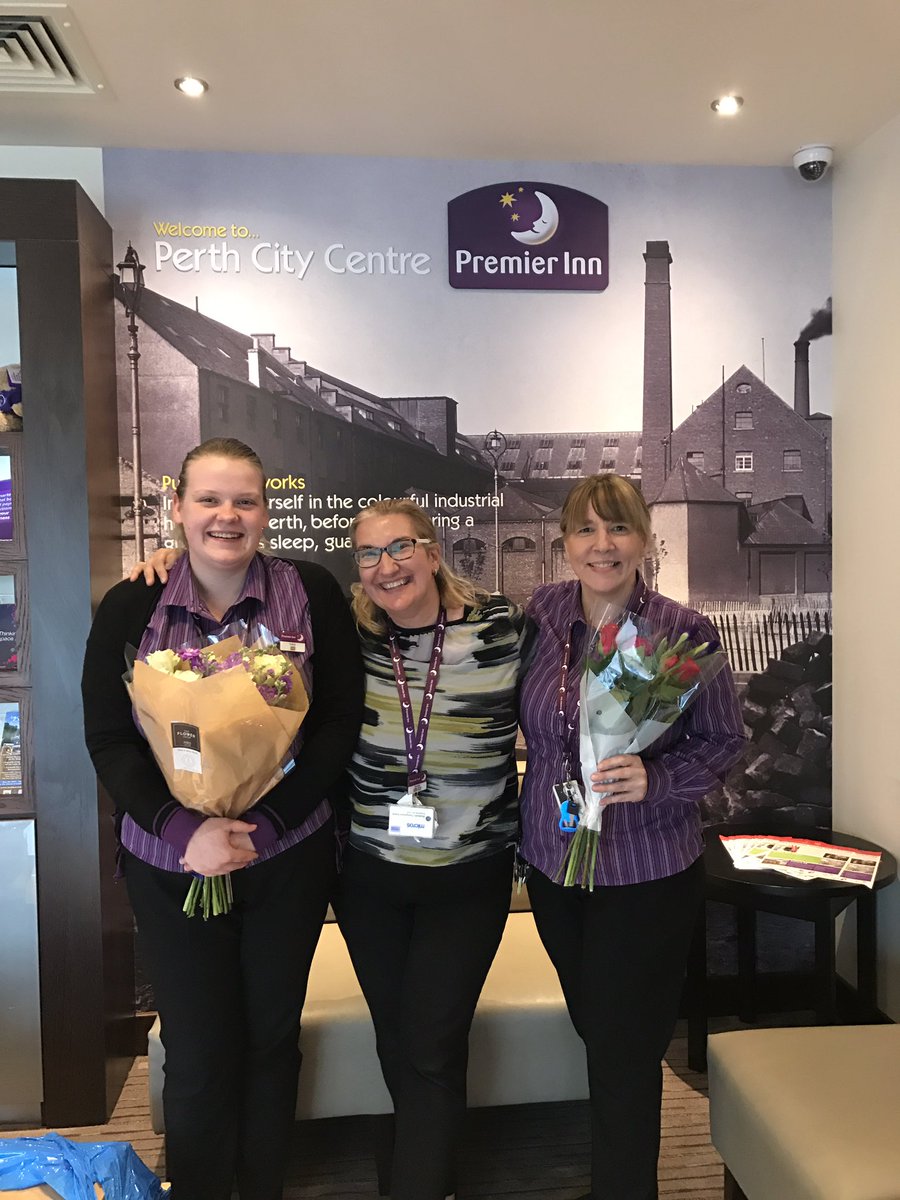 smackay735's tweet photo. Leia & Frances got #piwowed from lovely guests! @ScotlandEastPI @DavidMarr9 @SDEBDD @smmottram https://t.co/FZMPlfbGQ0