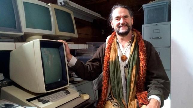 visiblebytes's tweet photo. Großartige Doku über die Geschichte des Silicon Valley. Noch bis 10.07. frei streambar https://t.co/Fn2cQ5xiKJ https://t.co/XBDegExRDk