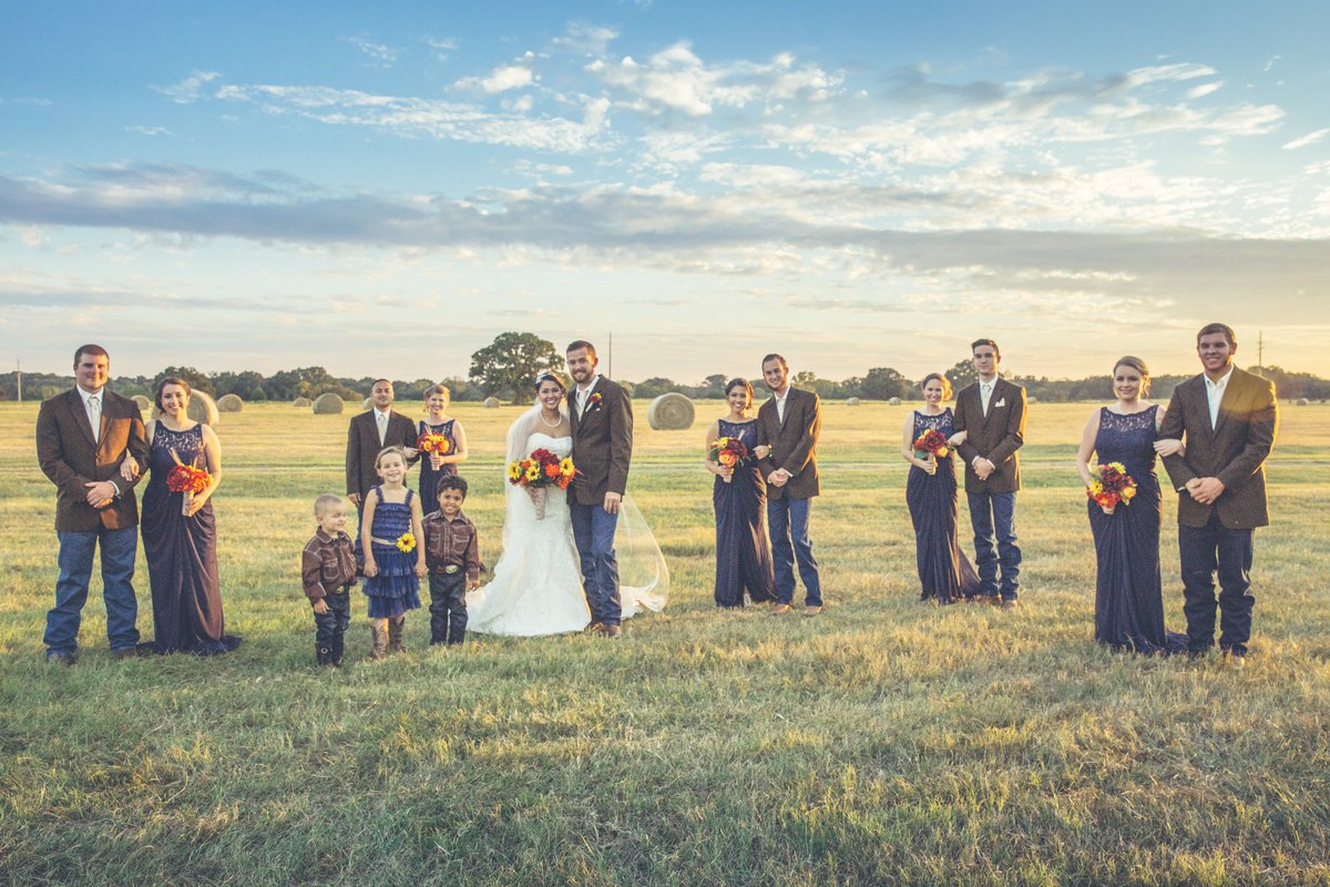 ProofPhoto's tweet image. Finally getting another blog post out! #MabankWedding #DFWWeddingPhotographer #SouthernWedding proofphotographydfw.com/dfwphotography…