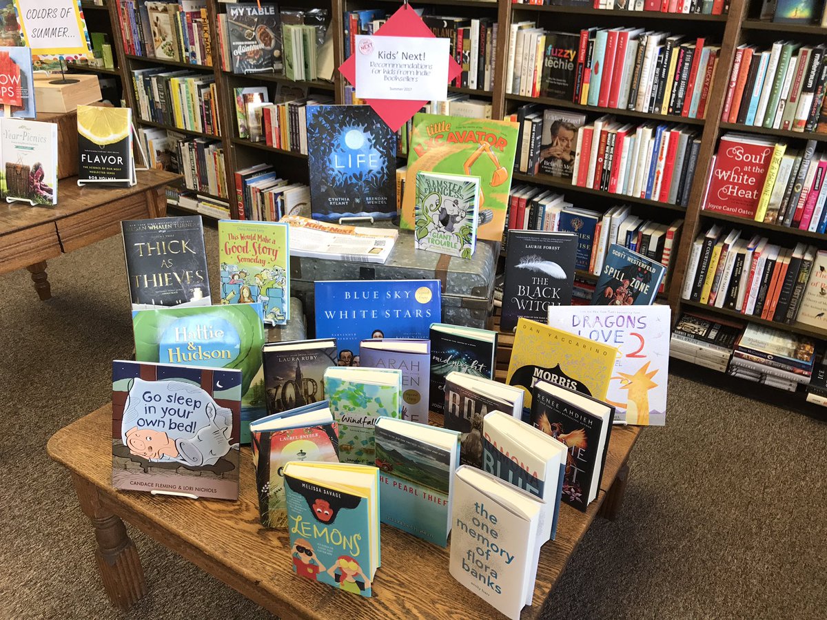 BlueWillowBooks's tweet photo. These are some recommendations for kids from indies like us! #indienext #kidsnext @penguinkids @HarperChildrens @VikingBooks @DelacortePress https://t.co/v92lFBvSvL