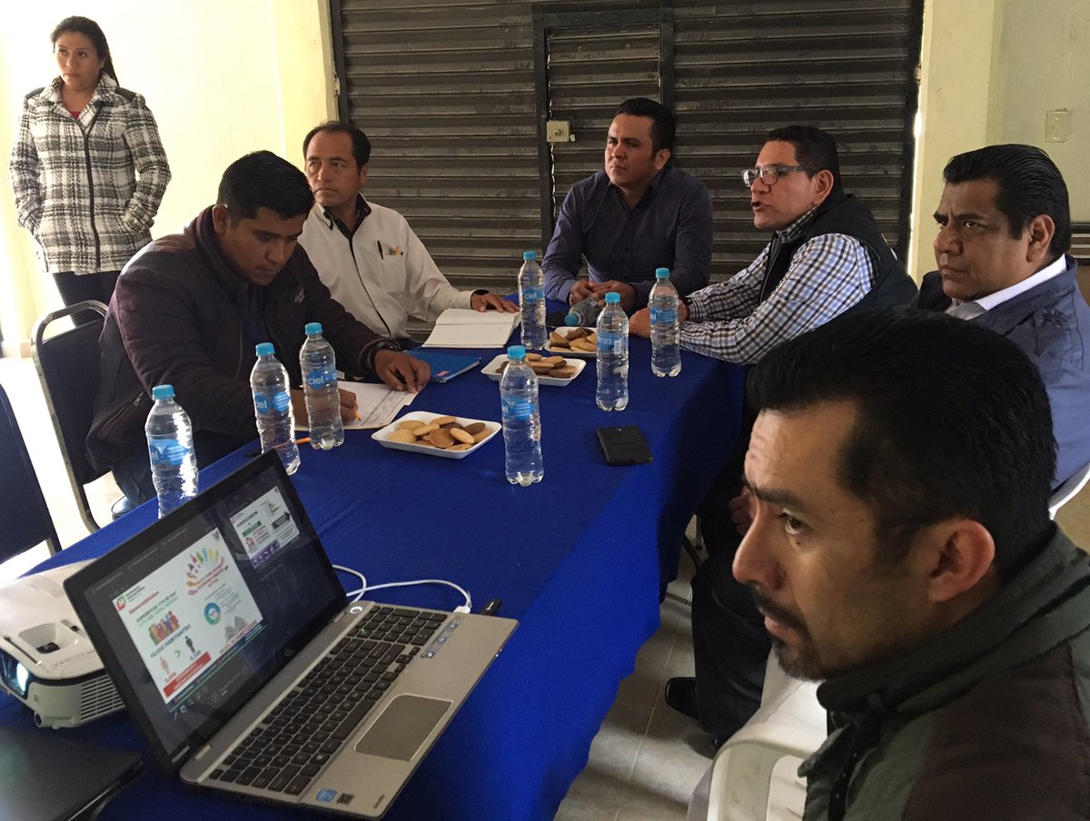 CatastroHidalgo's tweet photo. Informe de avances en Materia Catastral y firma de convenios de colaboración en los #Municipios de @tepegob16 y #Chapantongo #HidalgoModerno https://t.co/dU4bKlzIdJ